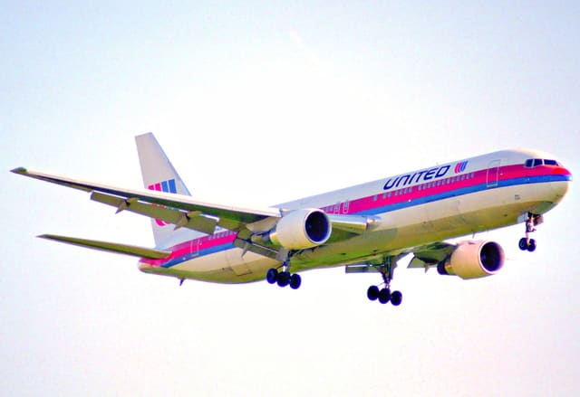N654UA - Boeing