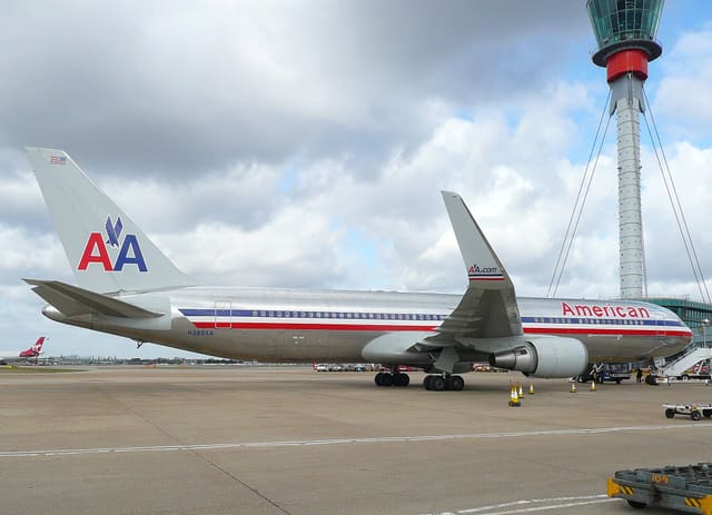 N389AA - Boeing