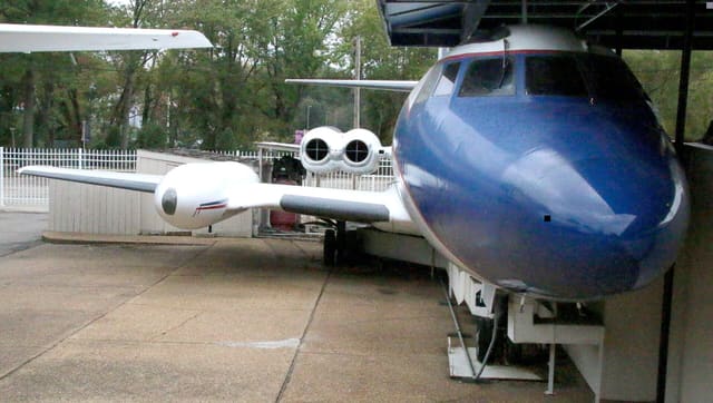 N777EP - Lockheed