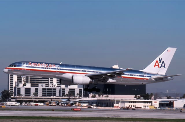 N644AA - Twin-engine aircraft