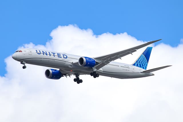 N12010 - Boeing