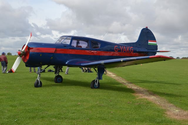 G-YAKG - Single-engine aircraft