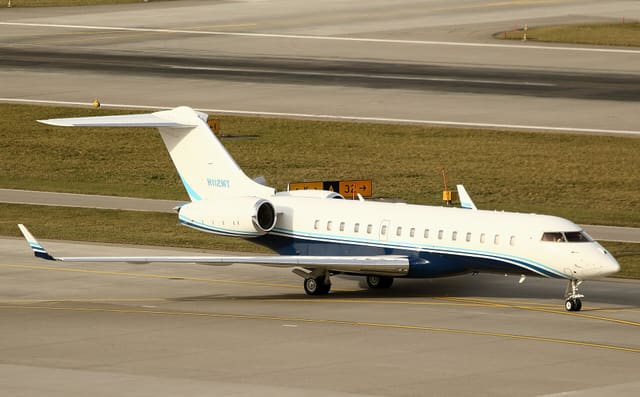 N112MY - Bombardier