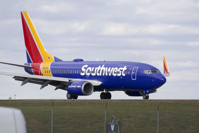 N913WN - Boeing