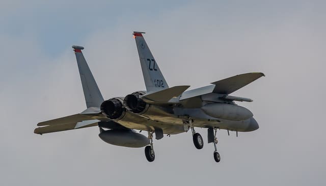  - Twin-engine aircraft