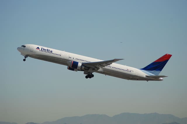 N834MH - Boeing