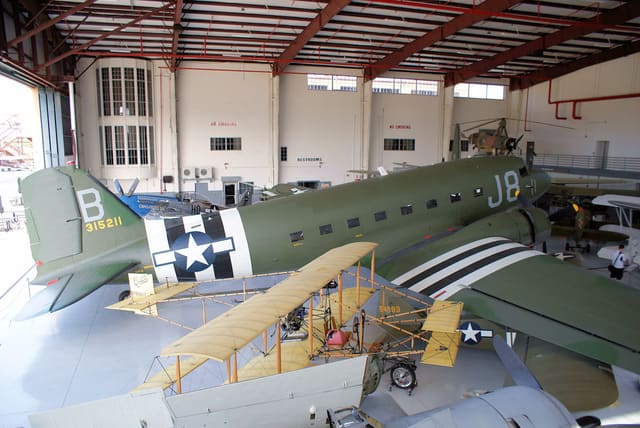 N1944A - Twin-engine aircraft