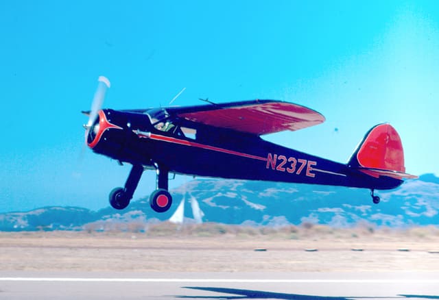 N237E - Single-engine aircraft