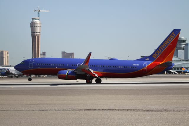 N8613K - Boeing