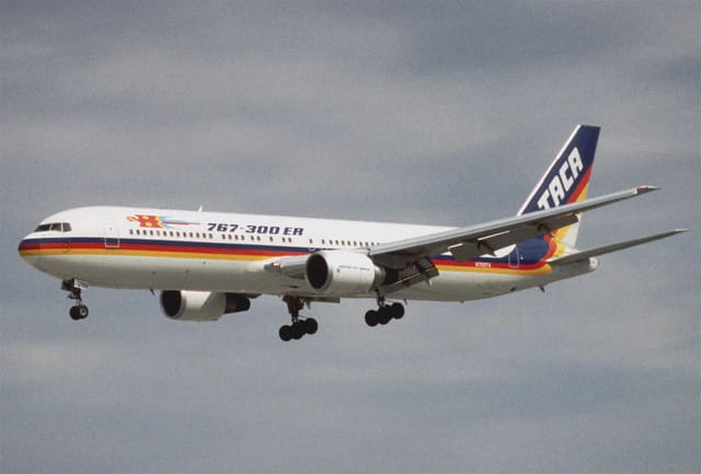 N769TA - Twin-engine aircraft