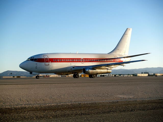 N5175U - Twin-engine aircraft