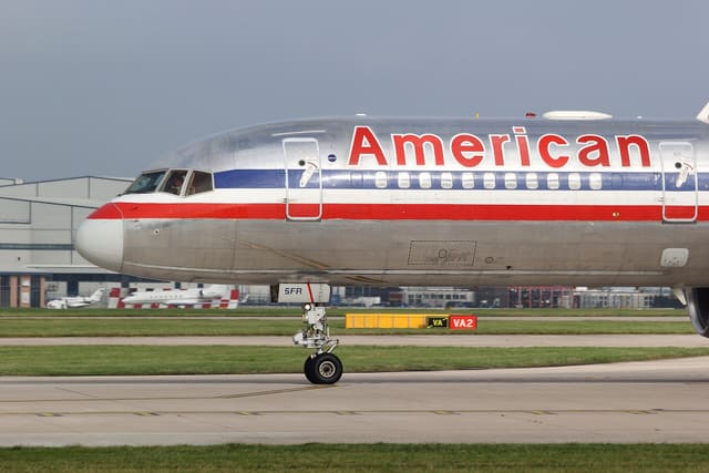 N178AA - Aircraft