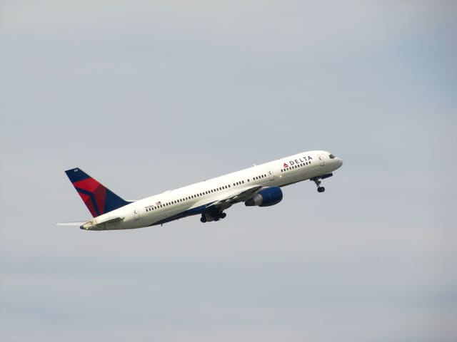N655DL - Boeing