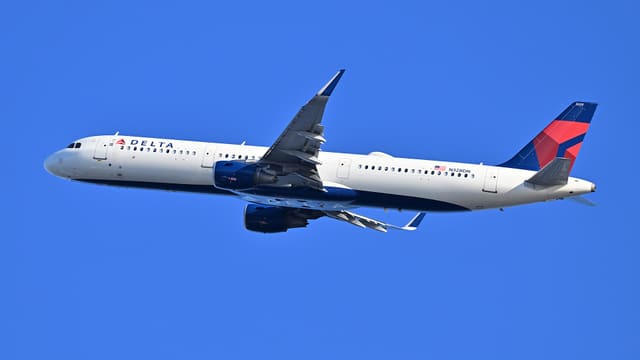 N328DN - Airbus