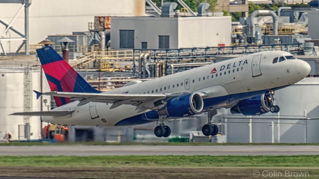 N354NB - Airbus