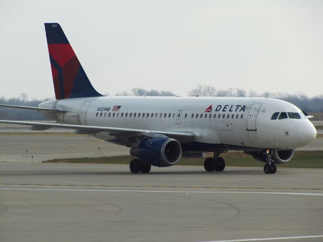 N329NB - Airbus