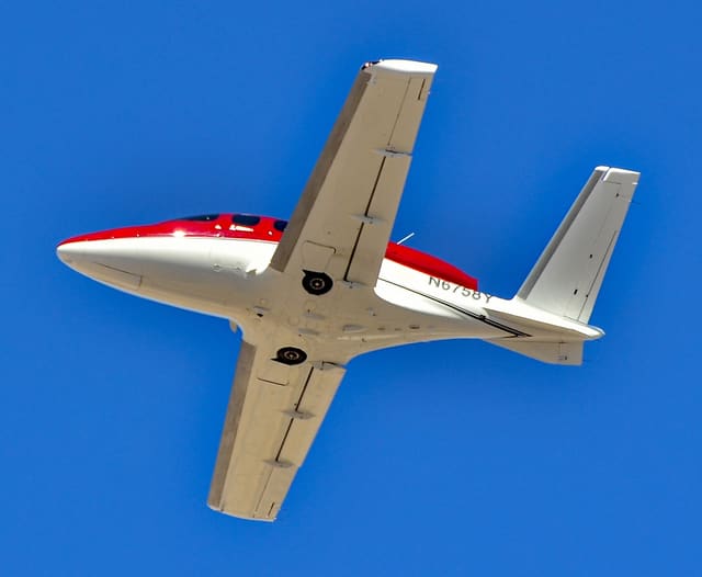 N6758Y - Cirrus