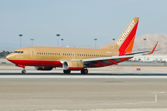 N711HK - Boeing