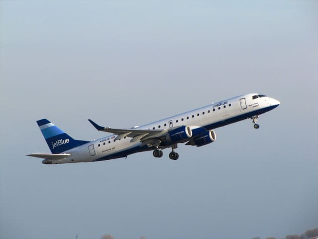 N296JB - Embraer