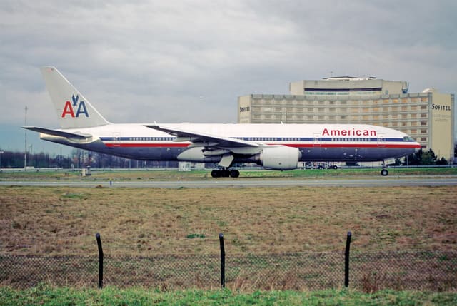 N786AN - Twin-engine aircraft