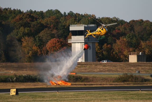 N370NC - Airbus