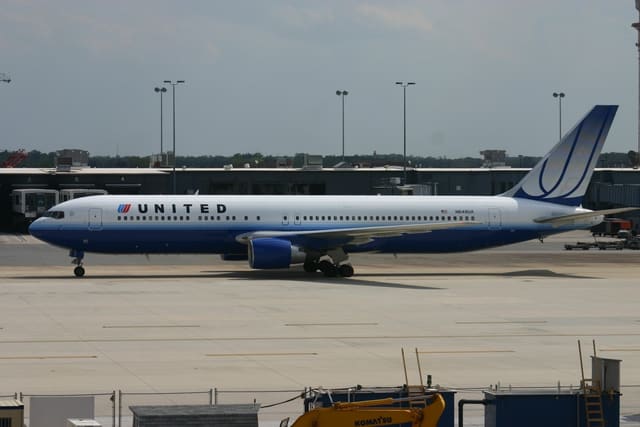 N649UA - Boeing