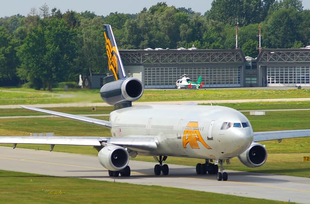 N701TZ - Lockheed