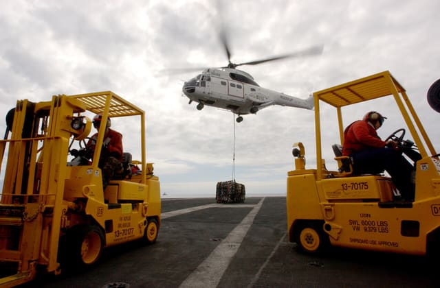 N330JF - Helicopter