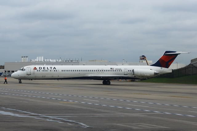 N926DL - Aircraft