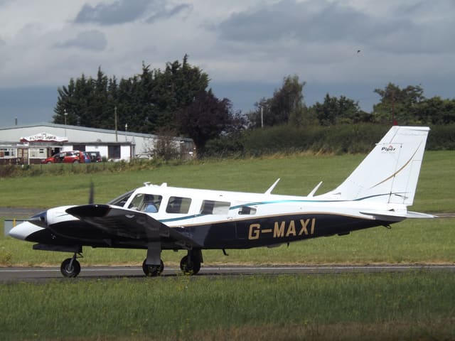 G-MAXI - Piper