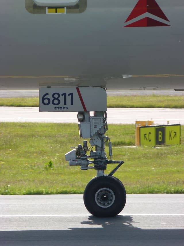 N705TW - Aircraft