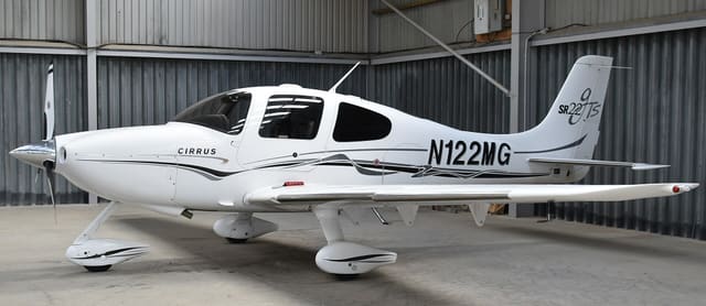 N122MG - Cirrus