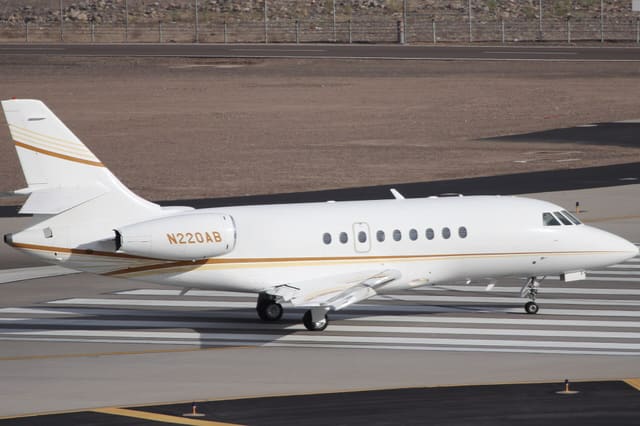 N220AB - Business jet