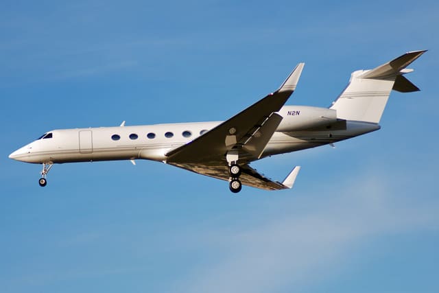 N2N - Gulfstream
