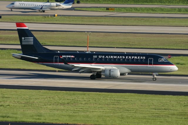 N823MD - Embraer