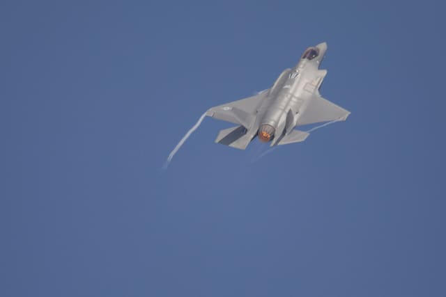  - Single-engine aircraft