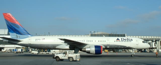 N676DL - Boeing