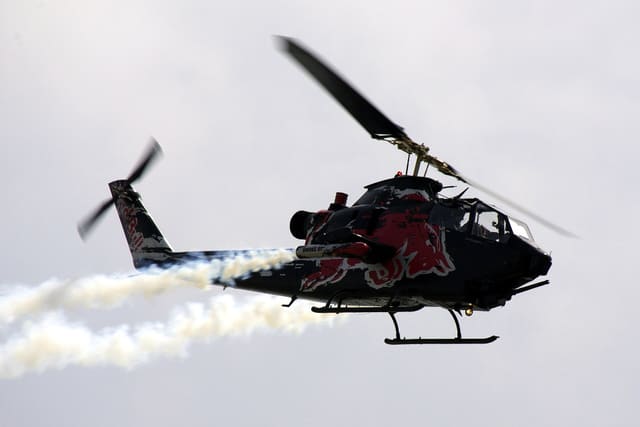 N11FX - Helicopter