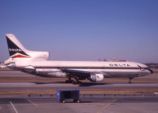 N726DA - Aircraft