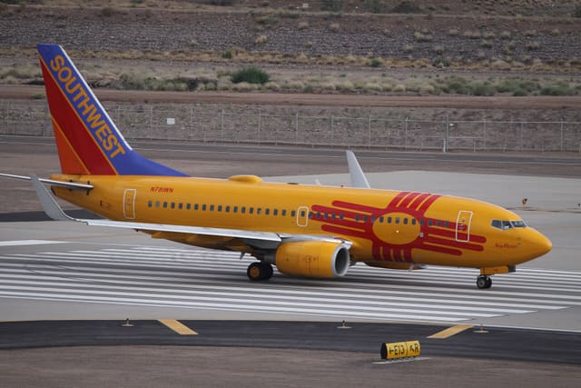 N781WN - Boeing