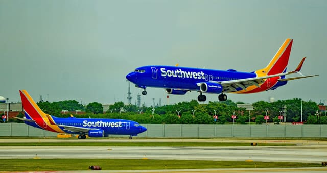 N8677A - Boeing
