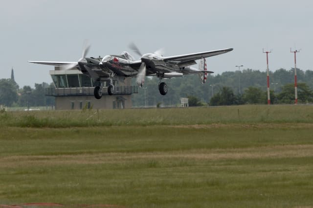 N25Y - Lockheed