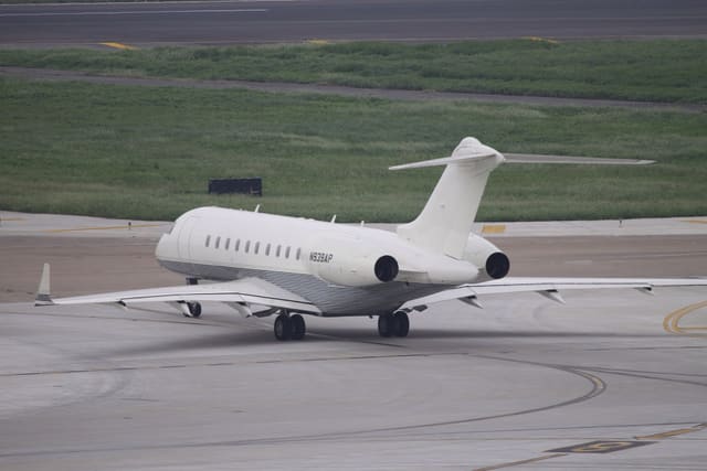 N939AP - Business jet