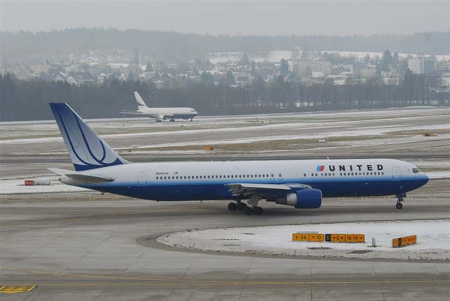 N662UA - Boeing