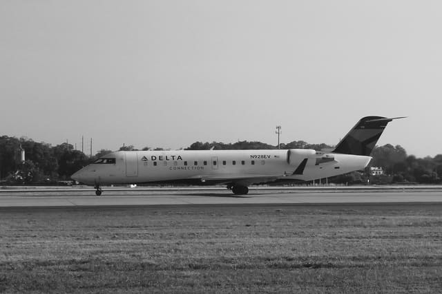 N928EV - Bombardier