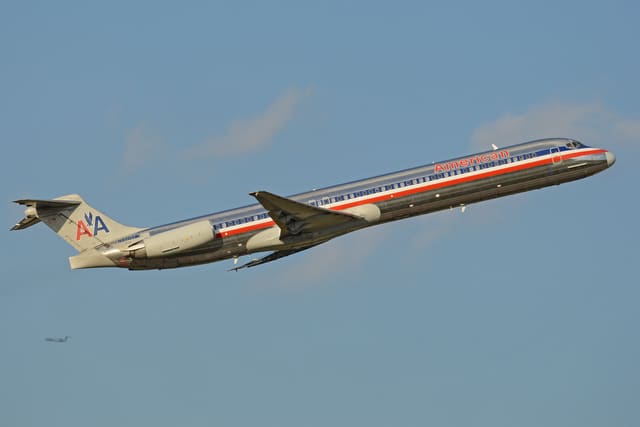 N970TW - Douglas