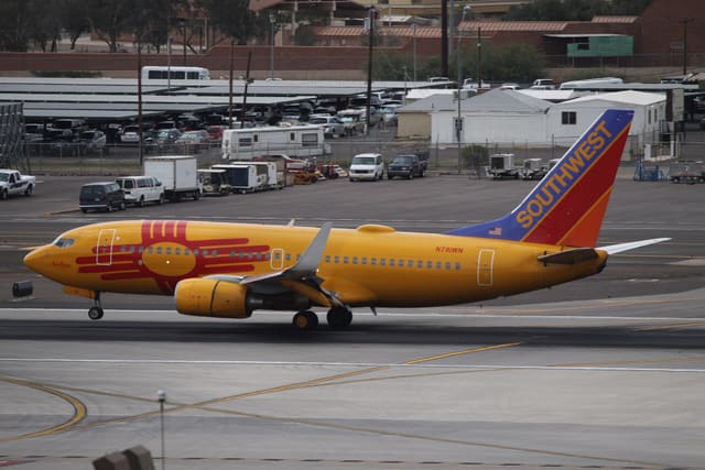 N781WN - Boeing