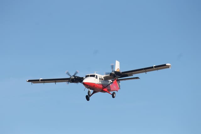 N297SA - De Havilland