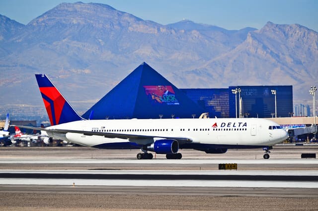N138DL - Boeing