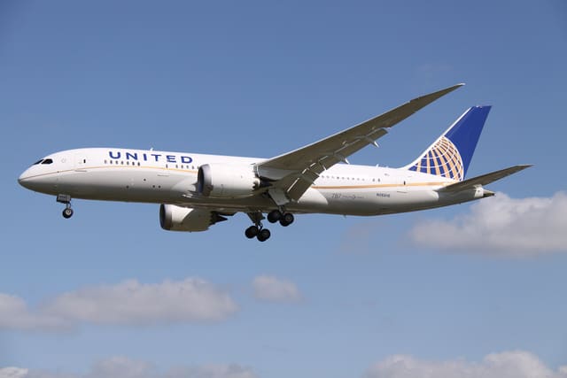 N26910 - Boeing